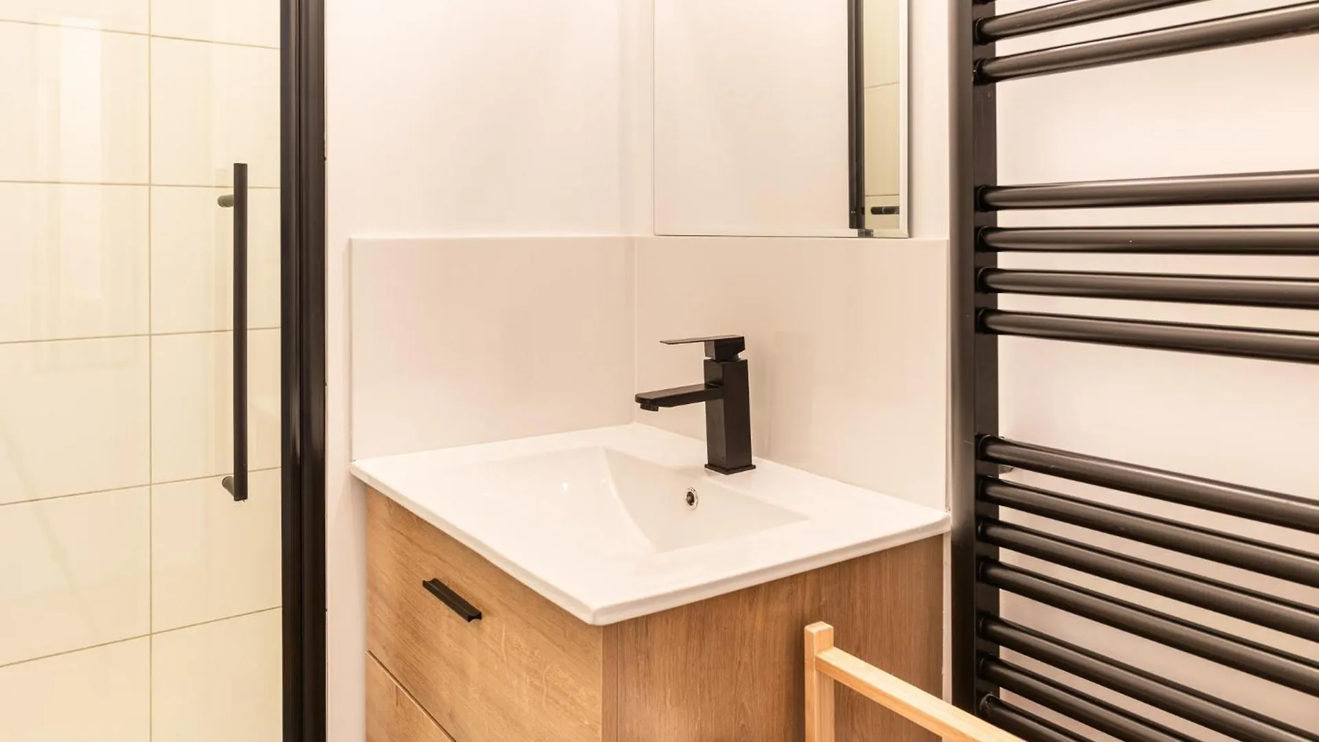 Wonderfull Apart - 6 Guests - Parc Buttes Chaumont Paris France